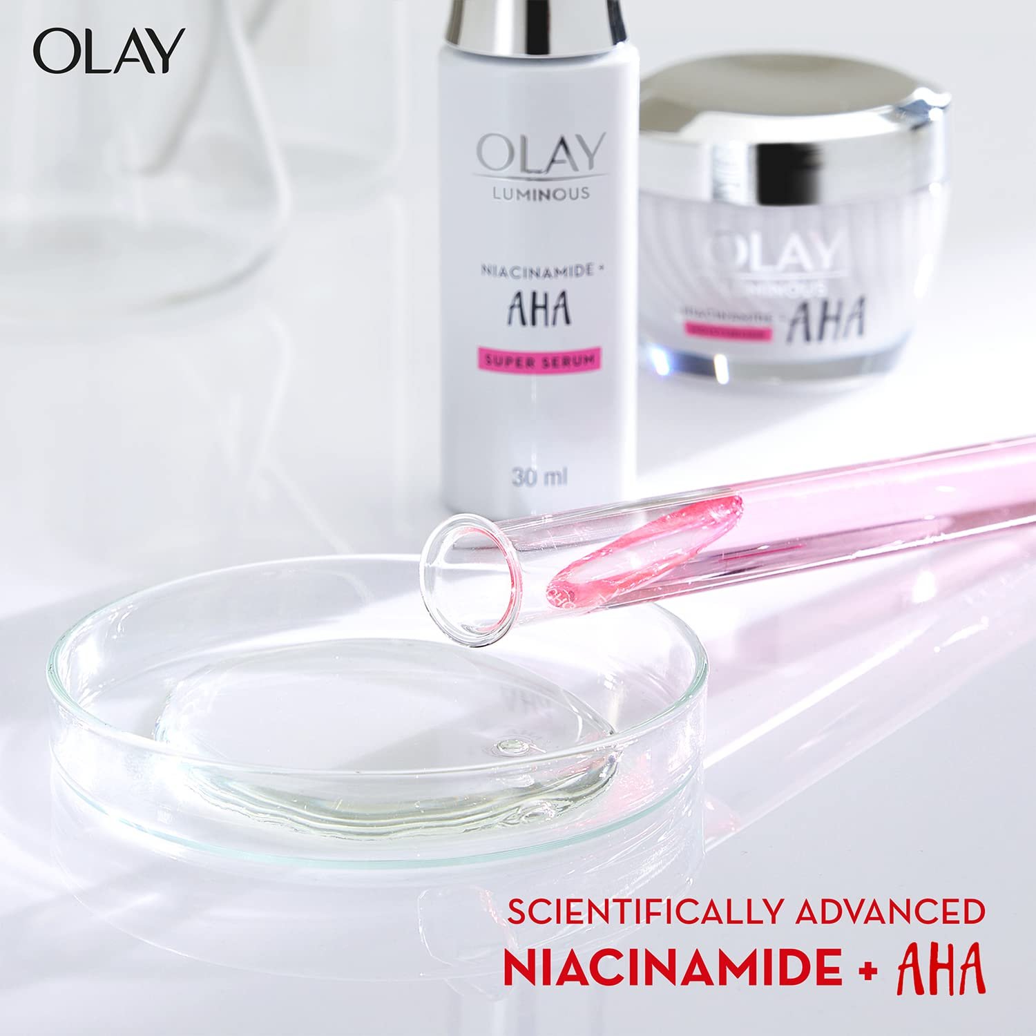 Olay Luminous Niacinamide + AHA Face Super Serum Reduce Acne Marks 30 ml - Image 3