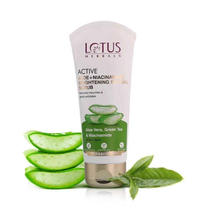 lotus herbals active aloe+niacinamide brightening revival scrub